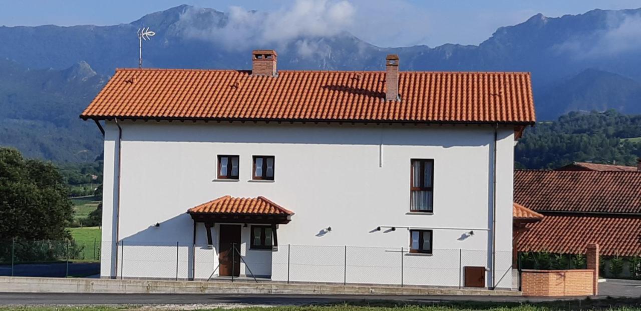 La Mediana Del Sella Lejlighedshotel Ribadesella Eksteriør billede